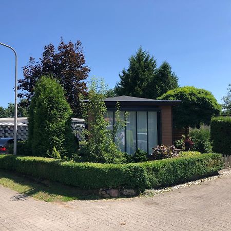 De Vlinder Luxe Chalet Op De Tien Heugten Schoonloo Exterior photo